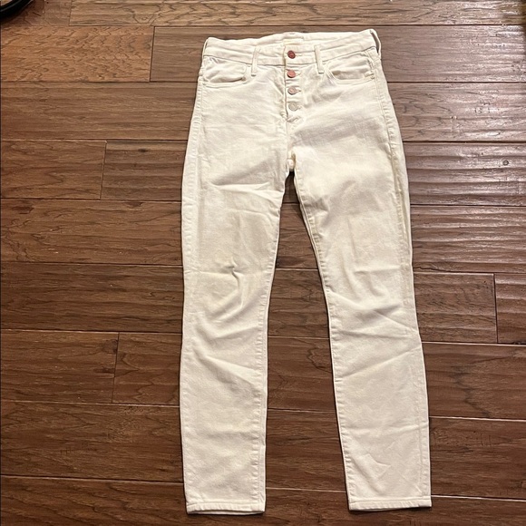 MOTHER Denim - MOTHER Pixie Rainbow Button Jeans in White Size 26